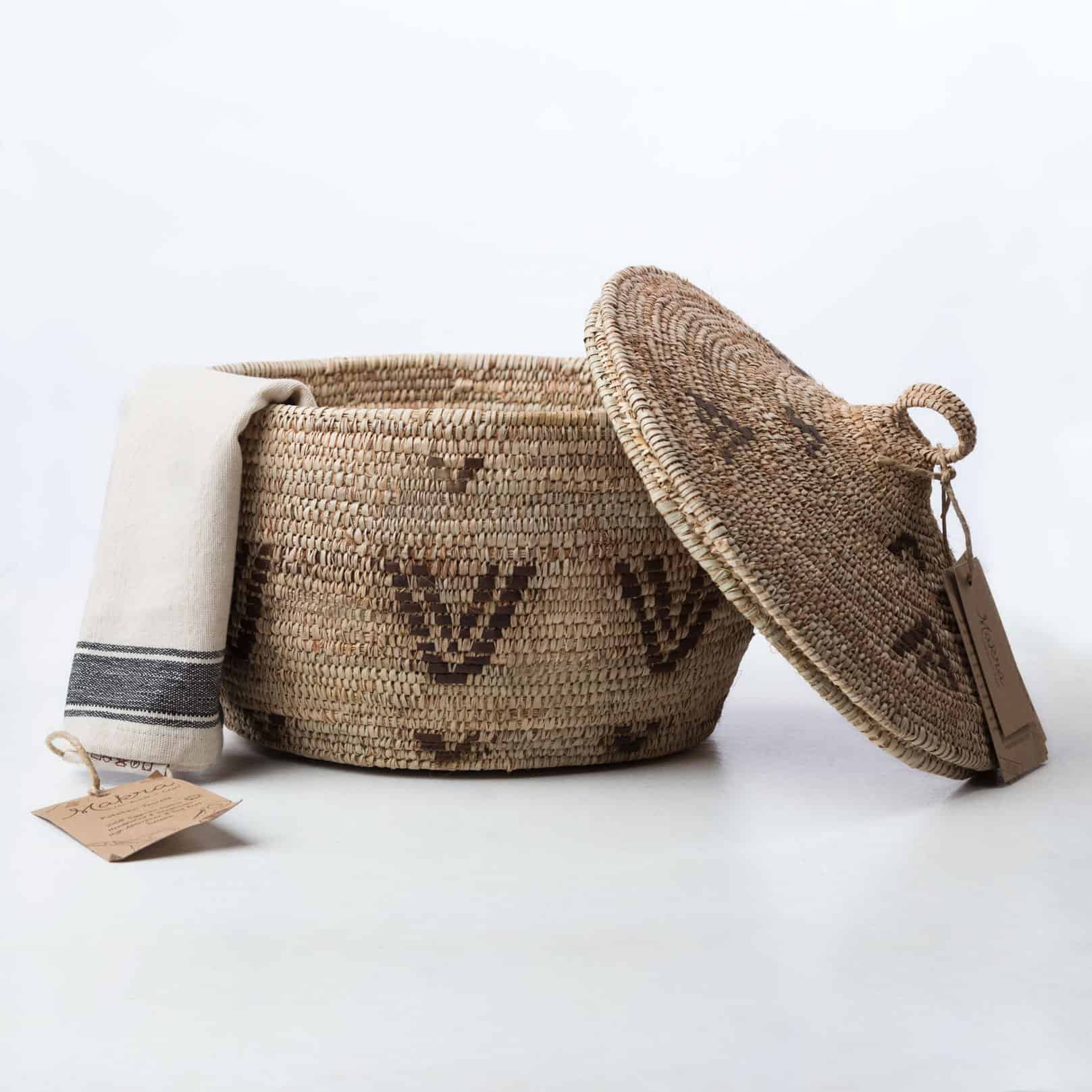 Arrows Wickers Linen Basket - Image 2