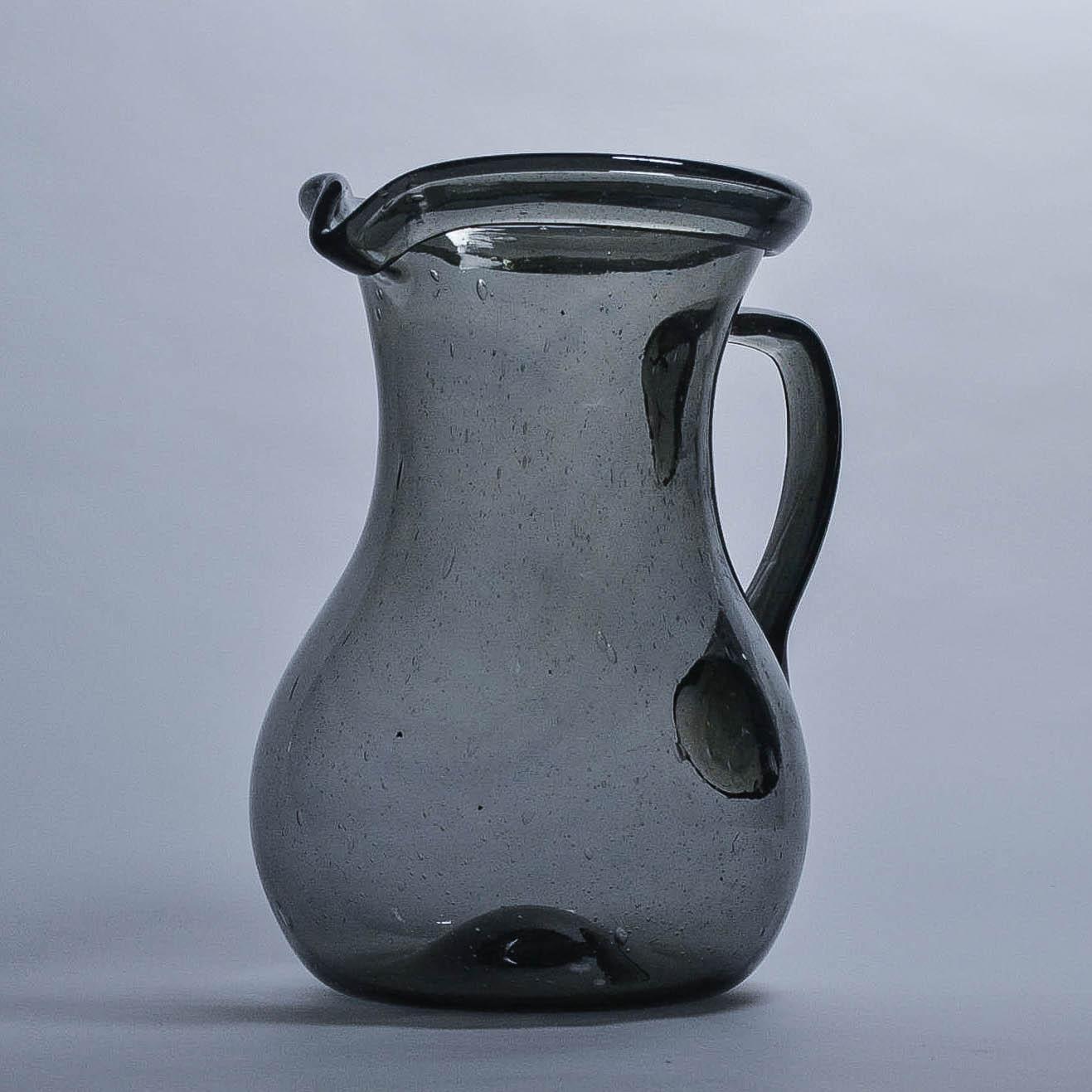 Recycled Glass Classic Carafe - Image 4