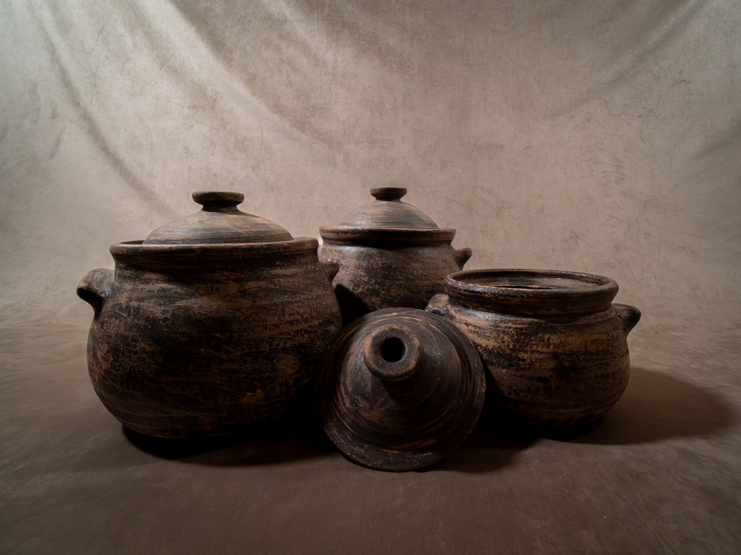 ERTHNWR KTCHN-36 terracotta Stew Pots
