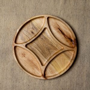 Round Tamarisk Wood serving tray wholesale – 30 cm